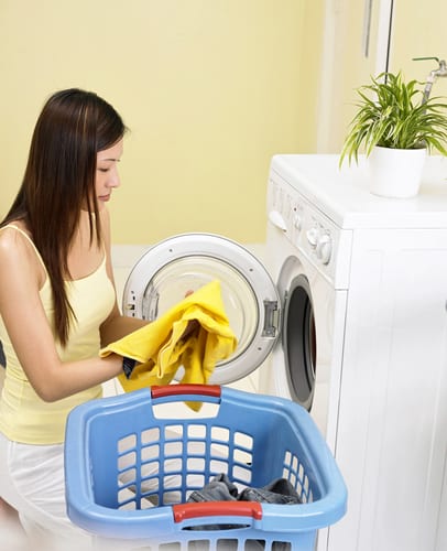 https://www.laundryservices.com.sg/wp-content/uploads/2018/10/does-dry-cleaning-remove-odors.jpg